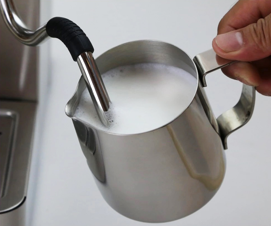 Italian Simi-Automatic coffee machine 1450W with steam