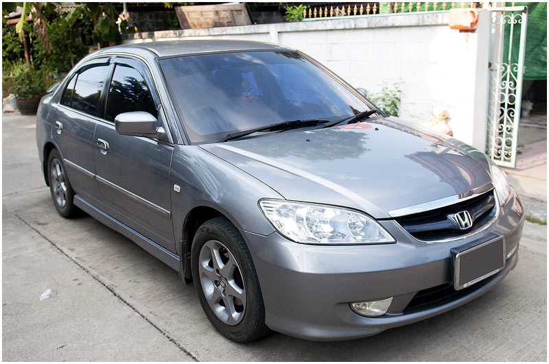 หน้ากระจัง/กระจังหน้า Honda Civic (ซีวิค) 2004-2005 (ตาเหยี่ยว) - BangplusOnline