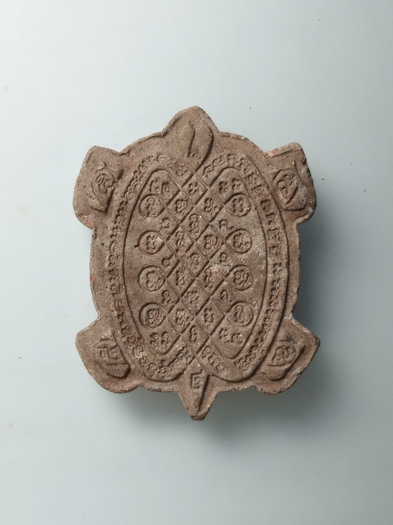 G682 พญาเต่าเนื้อผง หลวงปู่หลิว วัดไร่แตงทอง จ.นครปฐม ปี2547