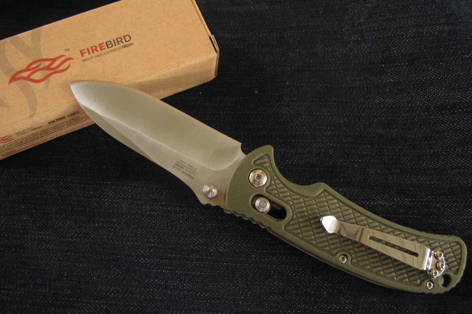 มีด Ganzo รุ่น F726M - GR Foldable Knife with Axis Lock / Clip - Army Green.