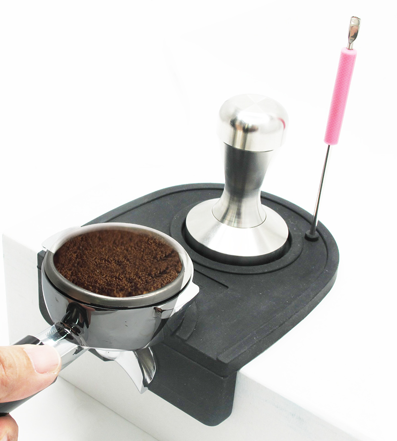 Tampering Corner Mat Color Black