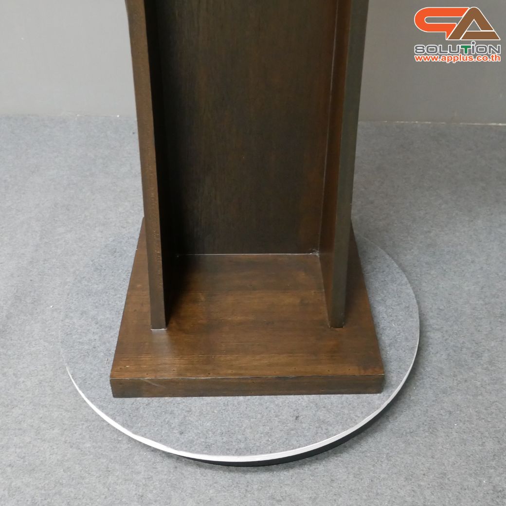 โพเดียมไม้ สีโอ๊ค ขนาด (W) 50 x (L) 40 x (H) 120ซม.TOP เอียง พร้อมชั้นวางของ