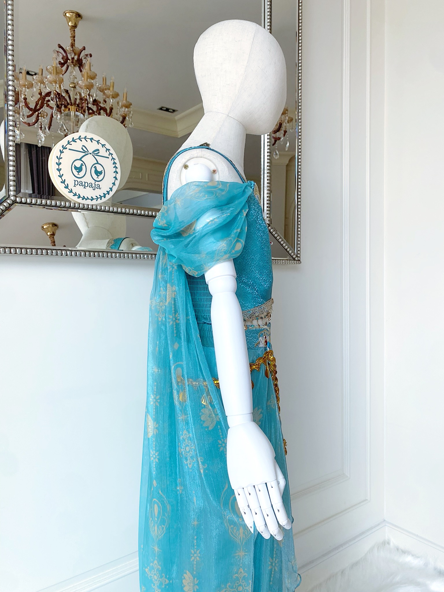 ชุดเจ้าหญิงจัสมิน (Jasmine) เซตแบบจัดเต็มงานสวยมาก