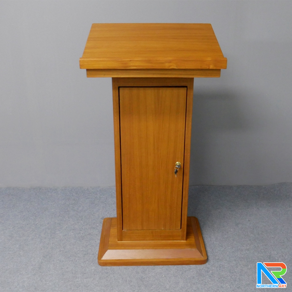 โพเดียมไม้ สีสัก ทรงโมเดิร์น TOP เอียง ขนาด (W)58 x (L)46 cm. สูง 114 cm. พร้อมตู้ใส่ของ มีกุญแจล็อค