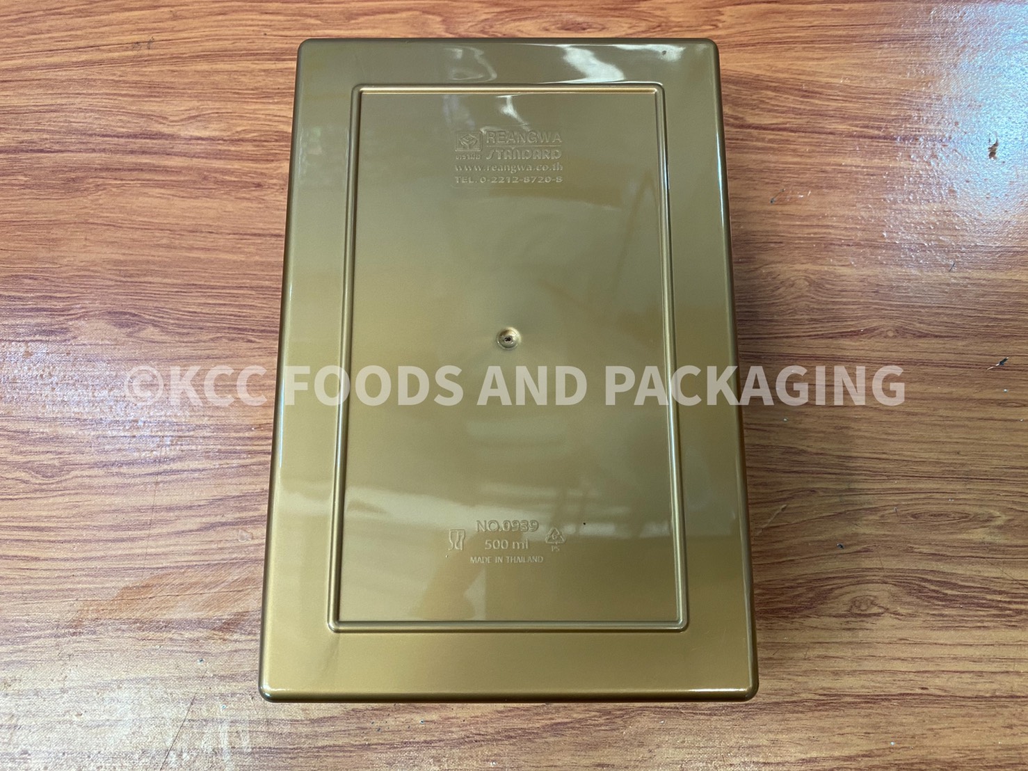 RW0939 กล่องพลาสติกแข็งสี่เหลี่ยม สีทอง/ใส