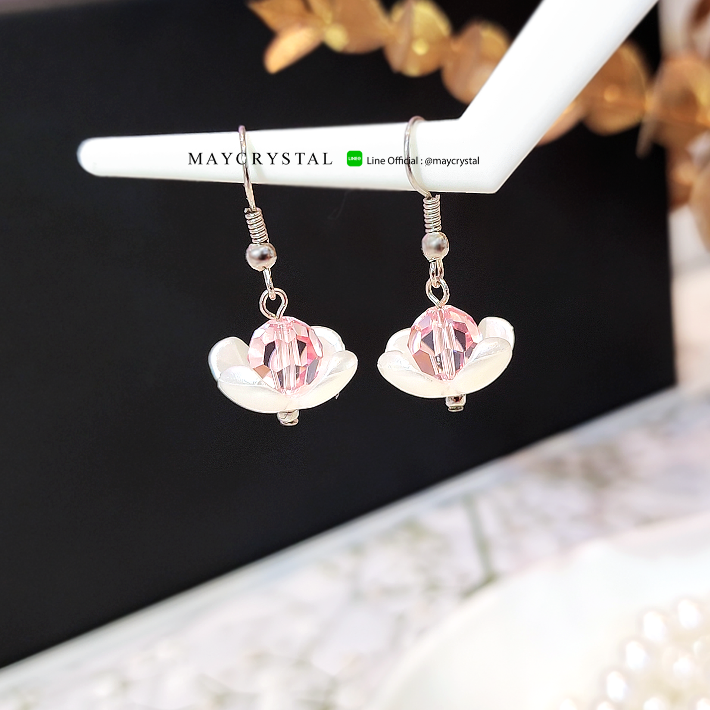 ต่างหูคริสตัลแบรนด์จากยุโรป (Embellished with Crystals from Austria)