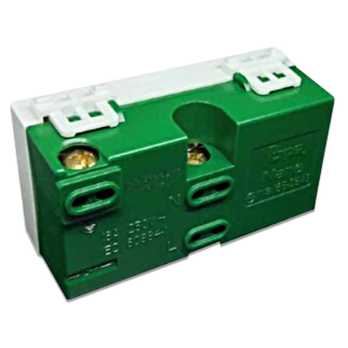 NANO เต้ารับคู่แนวตั้งมีกราวด์ไม่มีม่านนิรภัย 16A 250V ขนาด 3 ช่อง Classic series สีขาว (แบบขันน็อต) รุ่น SC-PV601 (10 ชิ้น/กล่อง)