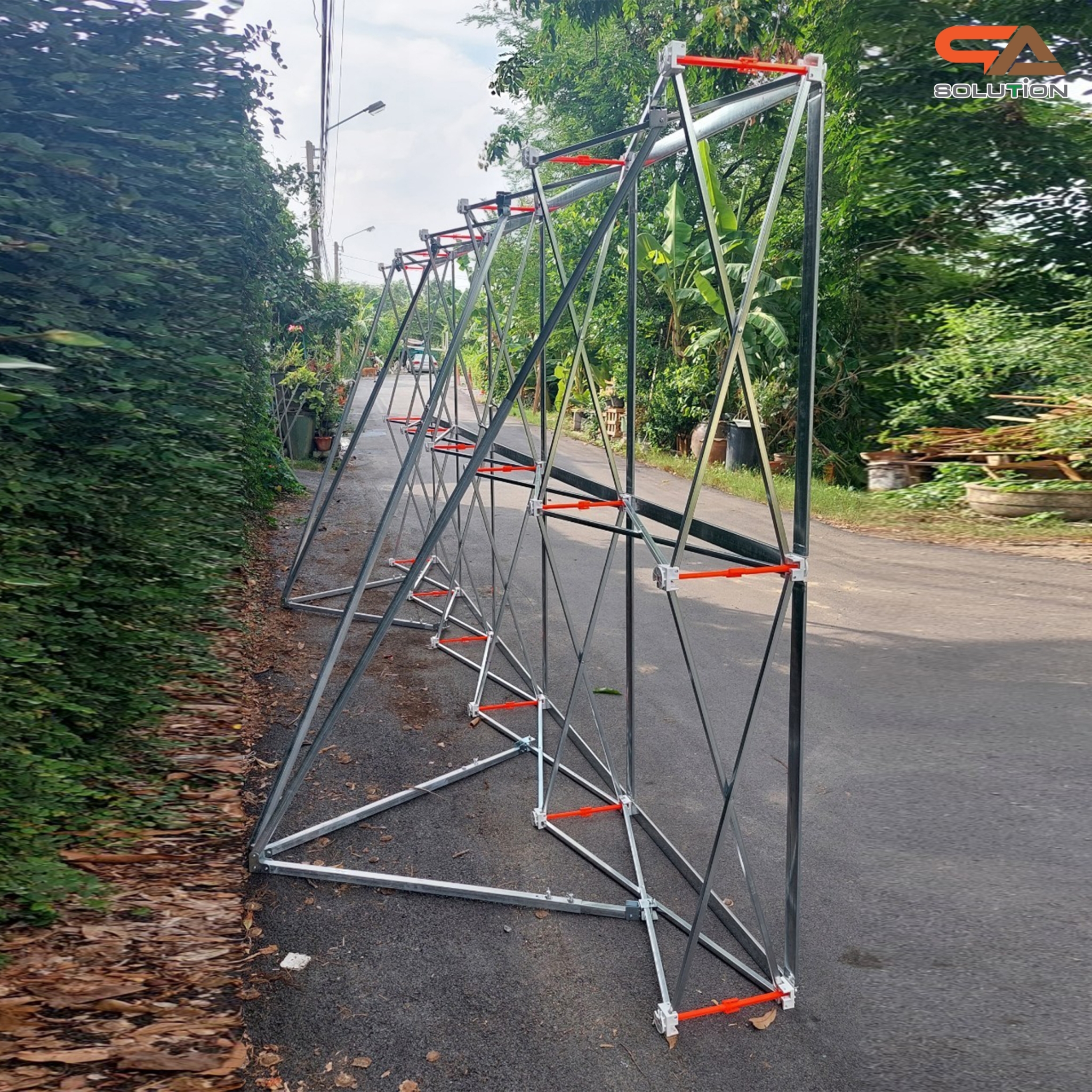 VINYL BACKDROP OUTDOOR แบคดรอปไวนิล รุ่น 2x5 ขนาด (W)500 x (H)200 cm. โครงอะลูมิเนียมพร้อมขาค้ำยัน ถอดประกอบได้ เหมาะกับงานภายนอกอาคาร