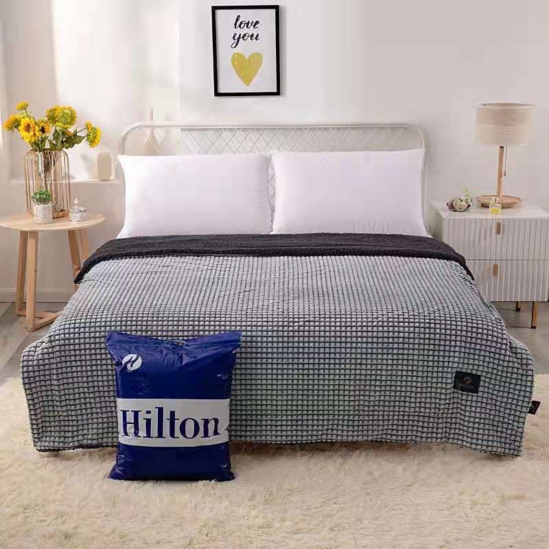 6ฟุต ผ้าห่มขนแกะ HILTON สีพื้น 40ผืน