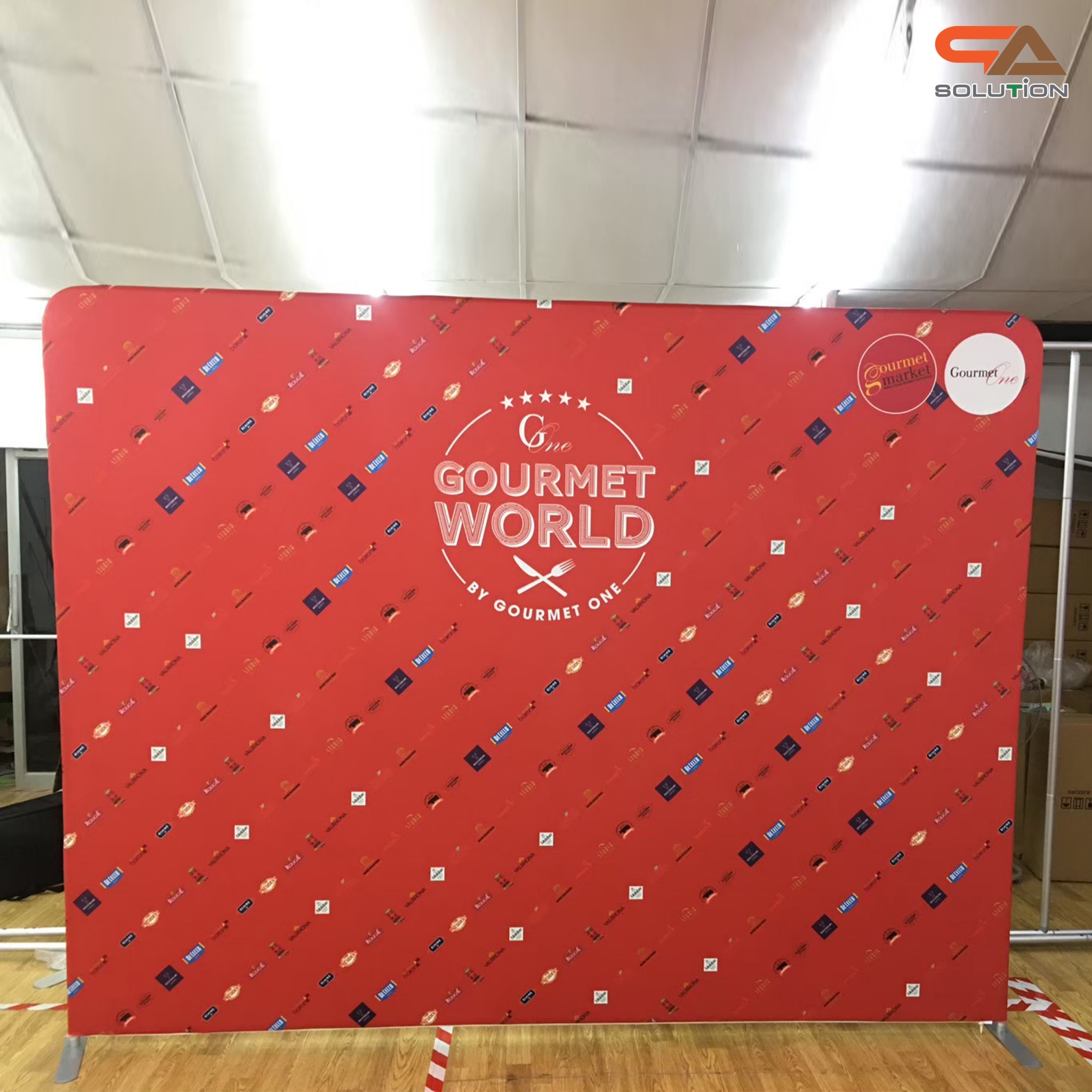 CLEARANCE SALE! แบคดรอปผ้า Fabric Backdrop รุ่นตรง ขนาด (W)244 x (H)226 cm. โครงอะลูมิเนียมถอดประกอบได้ แถมกระเป๋า ฟรี!