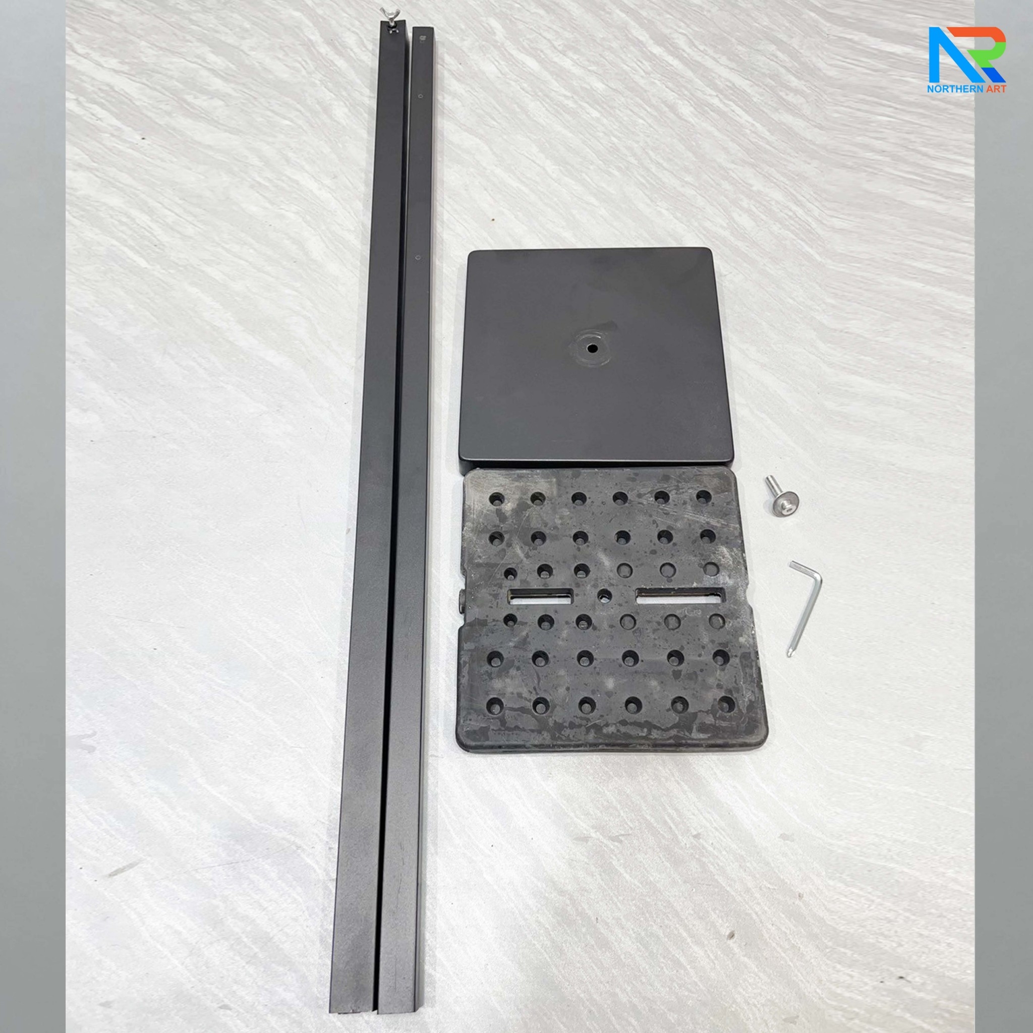 ป้ายบอกทาง เสาเหล็ก สีดำ ปรับระดับสูง-ต่ำ (H) 103-195 cm. ถอดประกอบได้