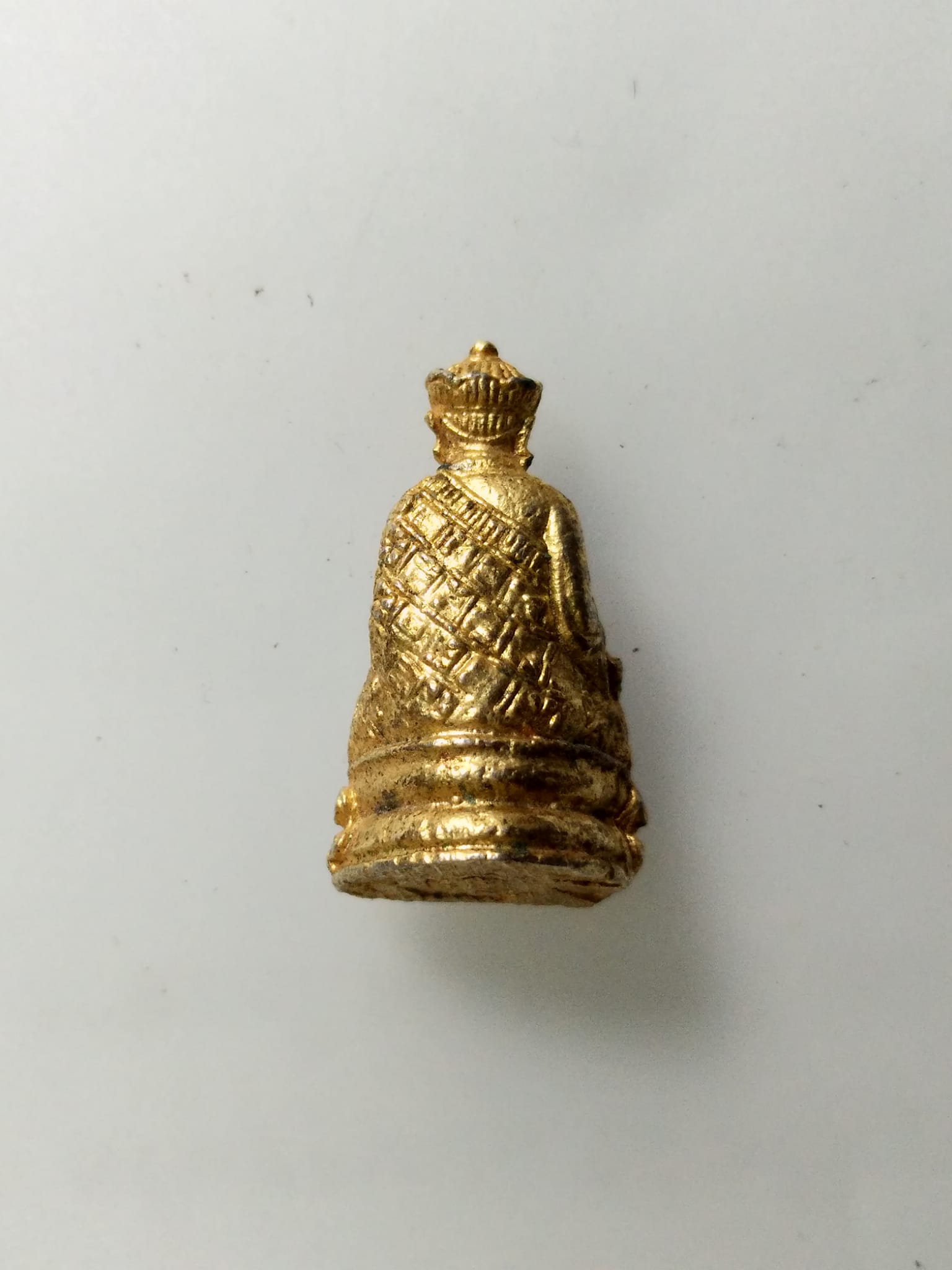 E395 รูปหล่อไต่ฮงกง