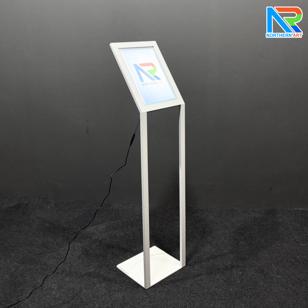 โปสเตอร์สแตนด์ตั้งพื้น LED รุ่นโชว์รูมรถ ขนาด A4 สอดงานพิมพ์ด้านบน วัสดุเหล็ก สีขาว มั่นคงแข็งแรง