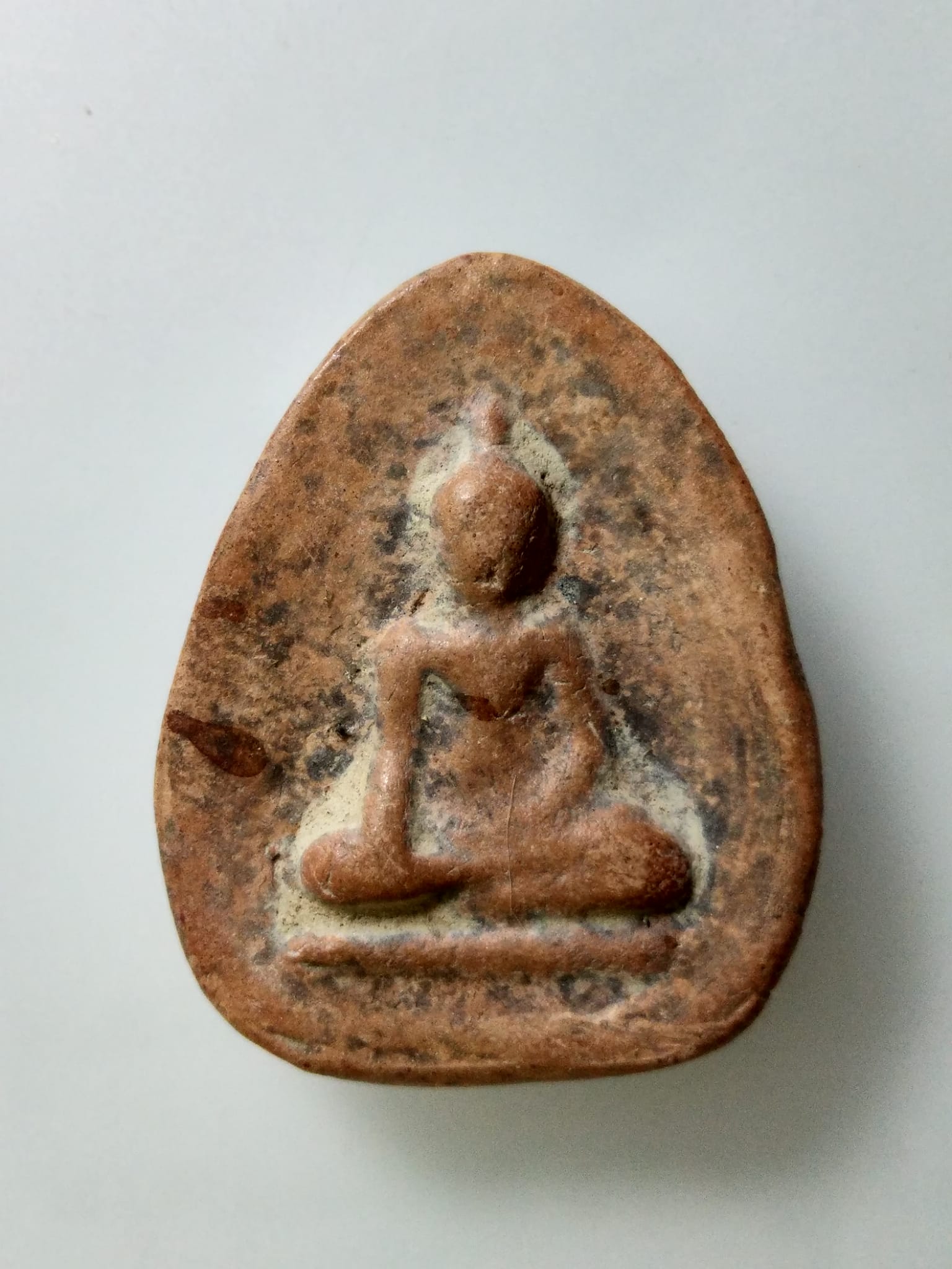 F374 พระเม็ดมะลื่น