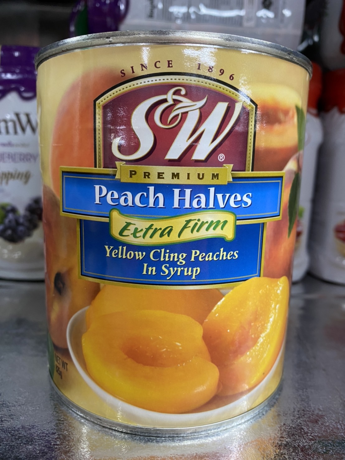 S&W - Peach Halves ลูกพีชครึ่งผลในน้ำเชื่อม (สุทธิ 825กรัม /เนื้อ 545กรัม)