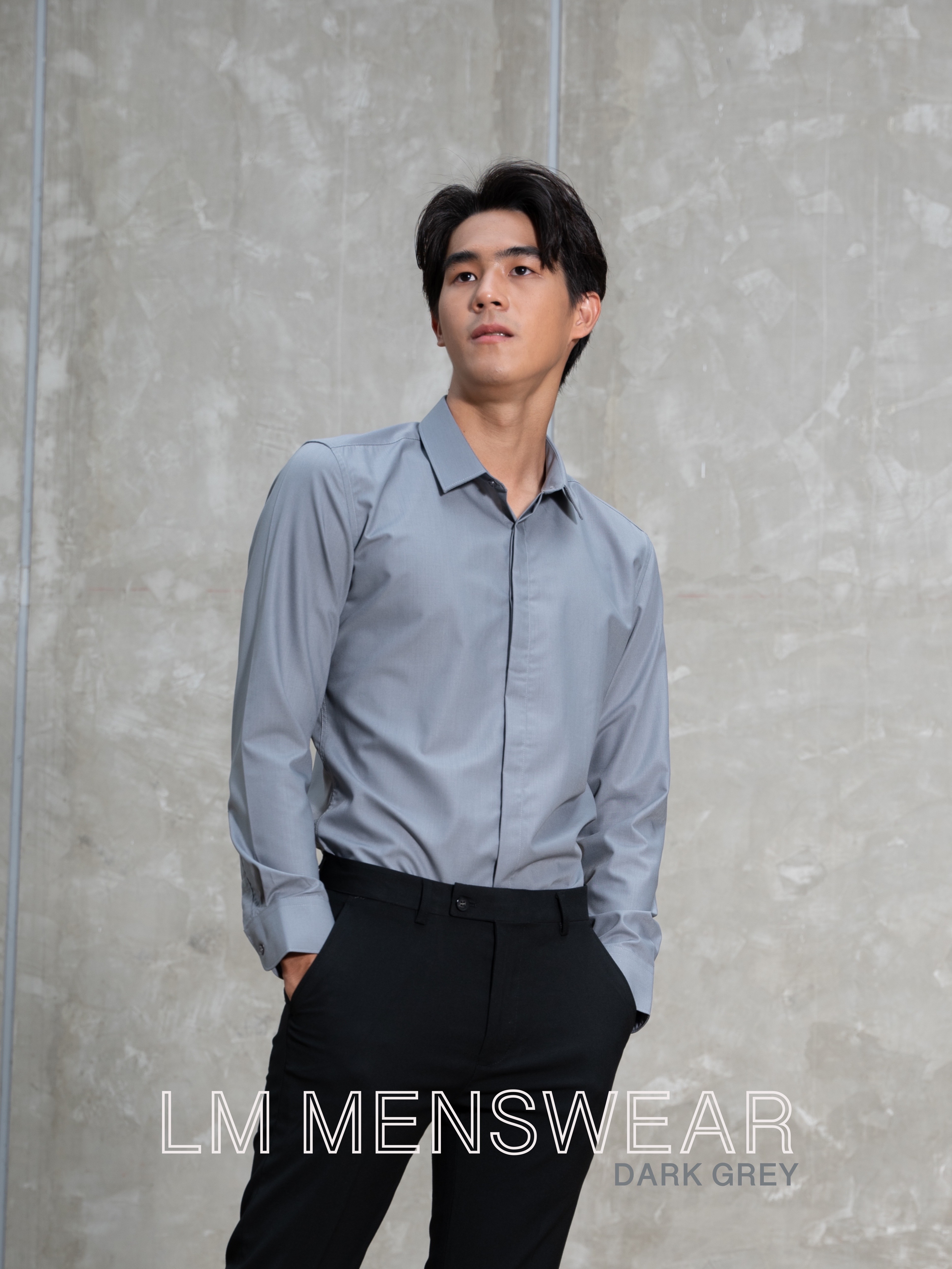 เสื้อเชิ้ตคอปกธรรมดา ซ่อนกระดุม สีเทาเข้ม (Dark Grey Shirt - Standard Collar - Hidden Button)