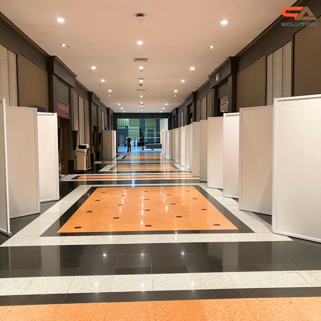 เช่าบอร์ดนิทรรศการ แบบตั้งต่อเนื่อง ขนาด 100x200 ซม. บริการติดตั้งพร้อมรื้อถอน