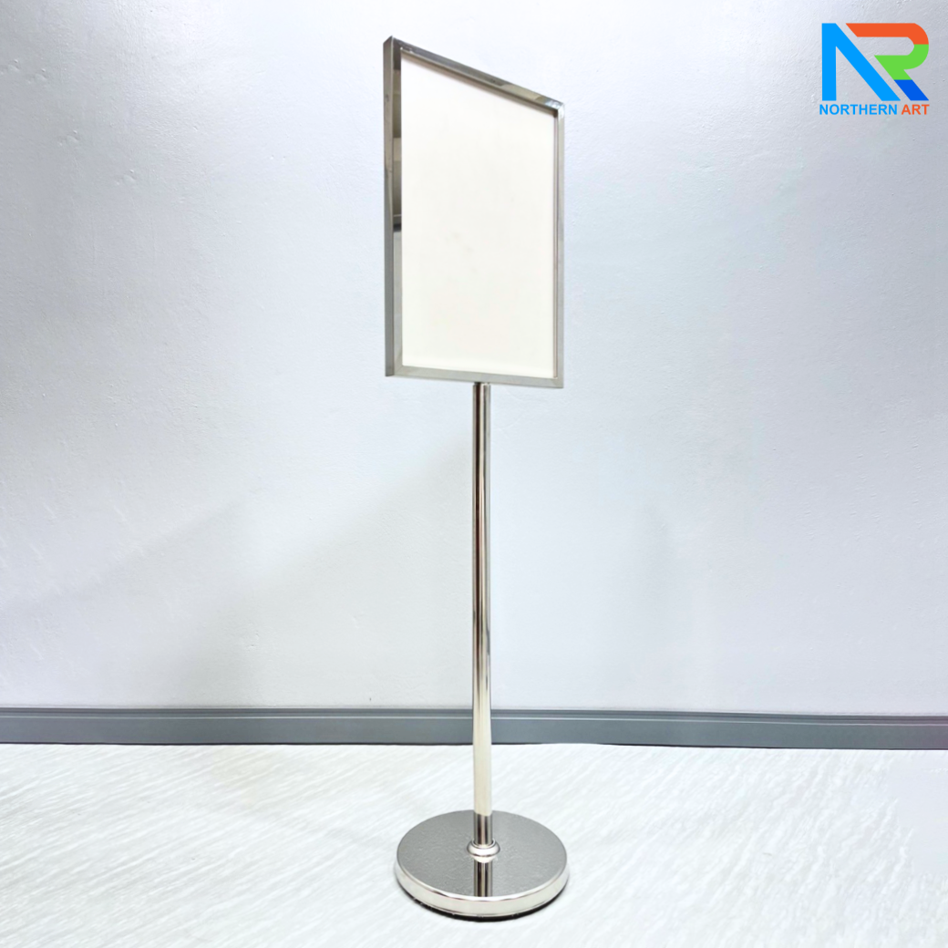 SALE! โปสเตอร์สแตนด์ สแตนเลส201 แนวตั้ง ขนาดA2 ฐานกลม โชว์ภาพ2ด้าน ถอดประกอบได้