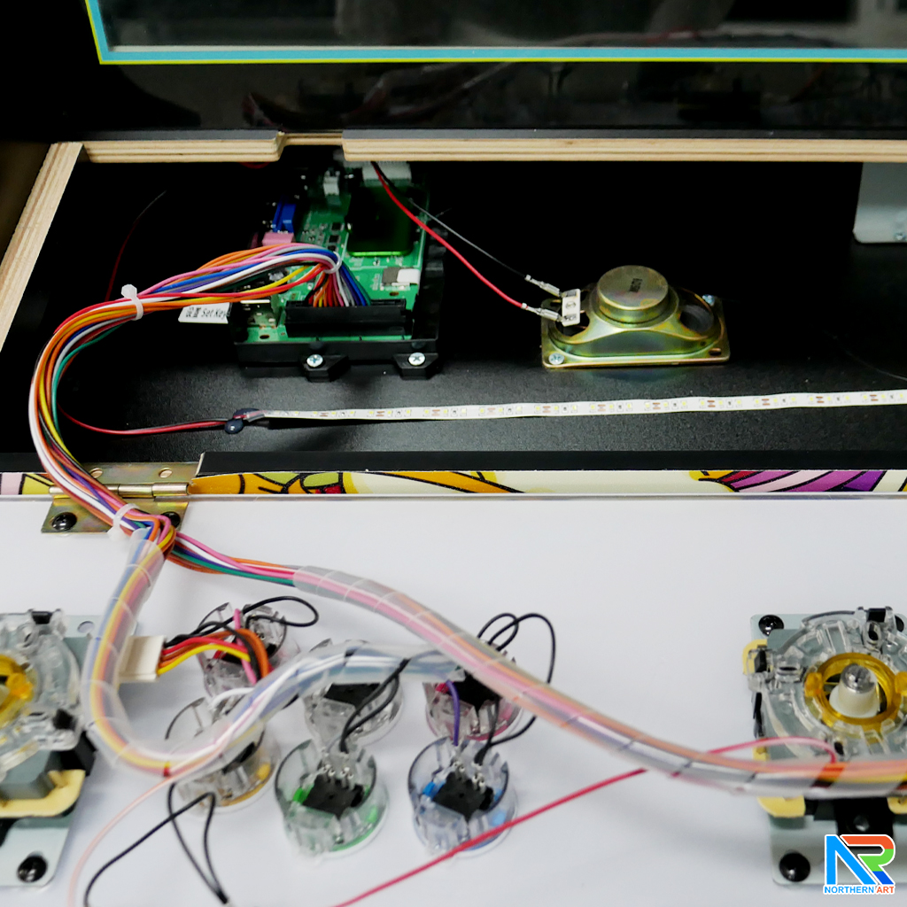 เช่าตู้เกมส์กดตั้งพื้น พร้อมเกมส์นับ 1,000+ มีลำโพงและเพลงในตัว เล่นพร้อมกันได้ 2 คน ขนาด (W)59 x (D)42 x (H)144cm