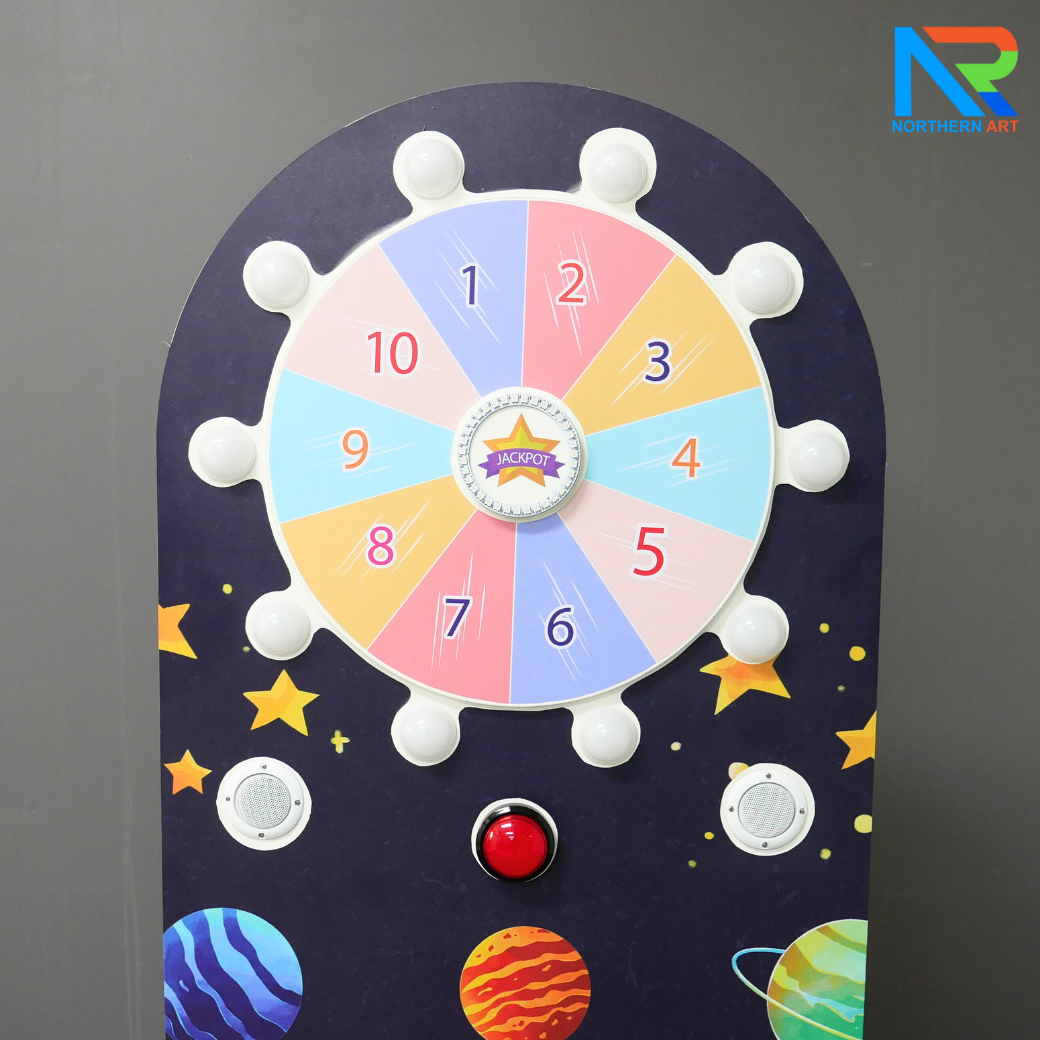 เกมส์วงล้อไฟฟ้าตั้งพื้น แบบปุ่มกดแรนดอม ไฟวิ่งวนพร้อมเสียง ขนาด (W)70 x (D)35 x (H)156 ซม.