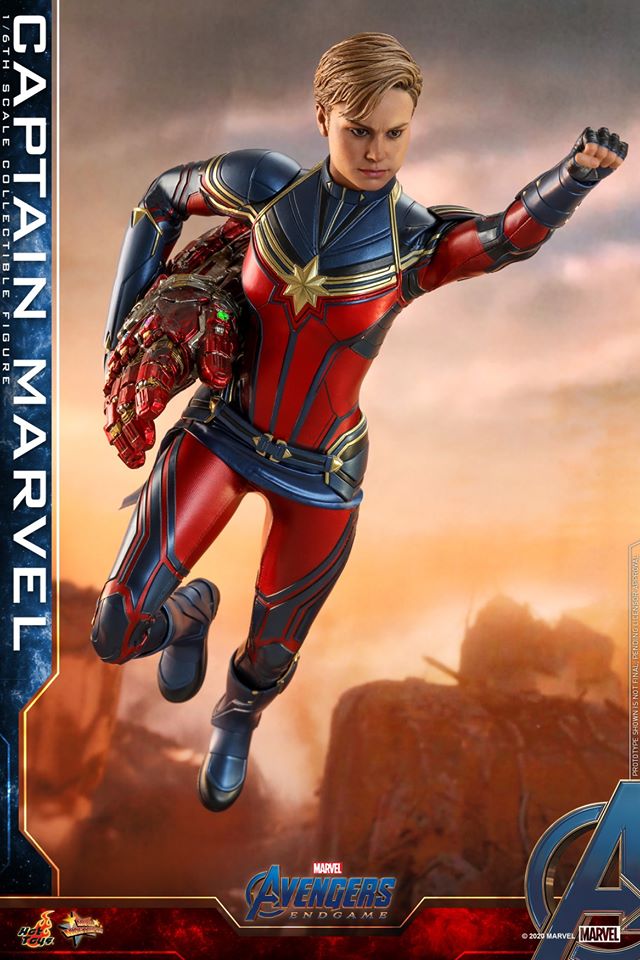 Hot Toys MMS575 Avengers: Endgame 1/6 Captain Marvel