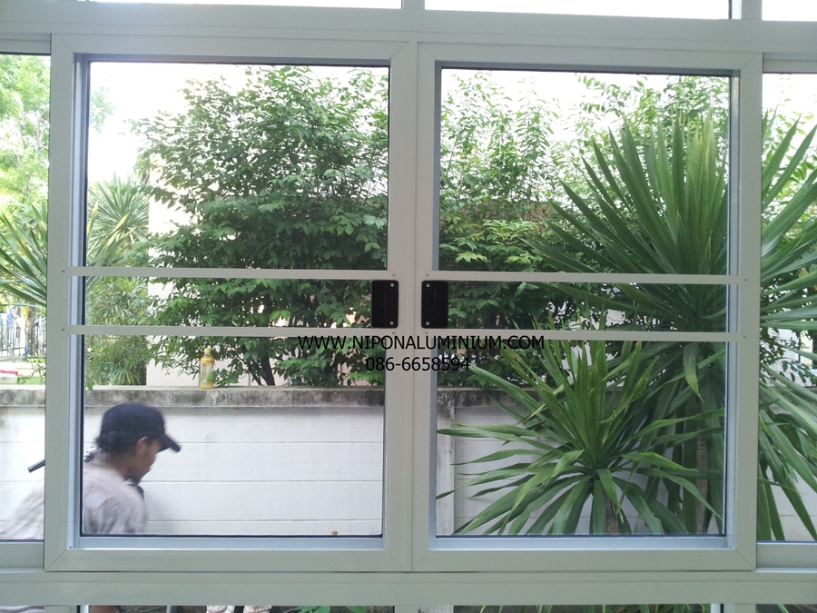 หน้าต่างบานเลื่อน