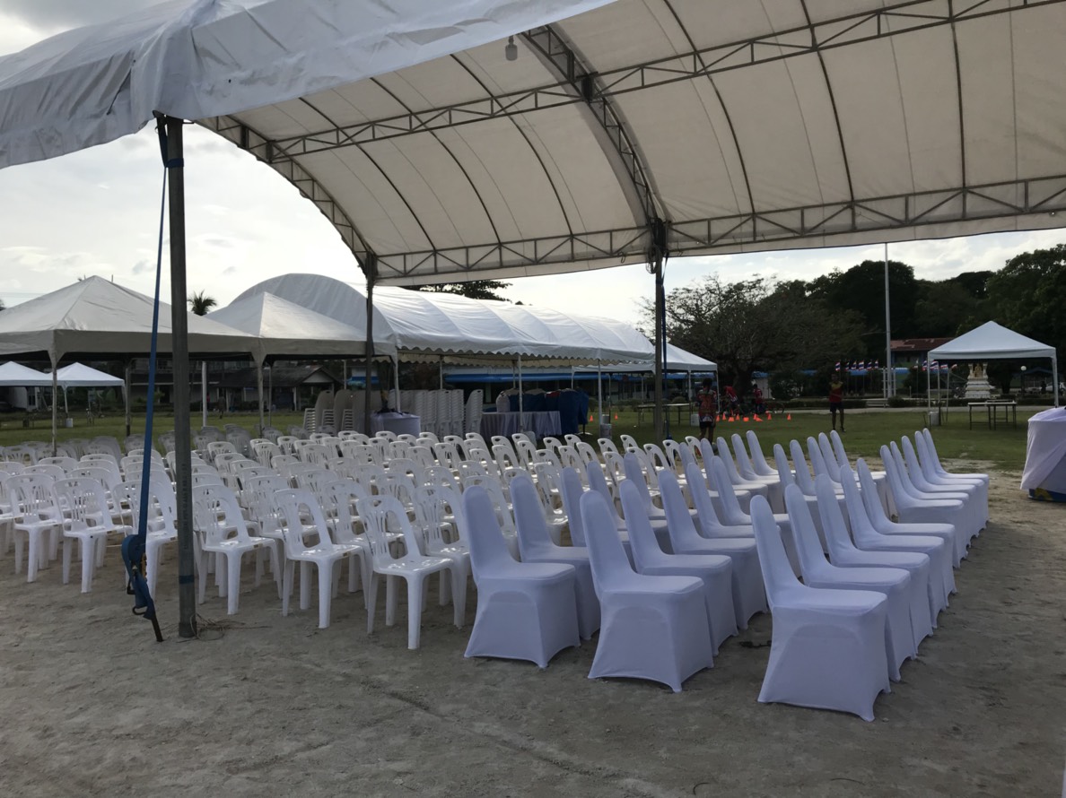 เก้าอี้เบาะบุนวม