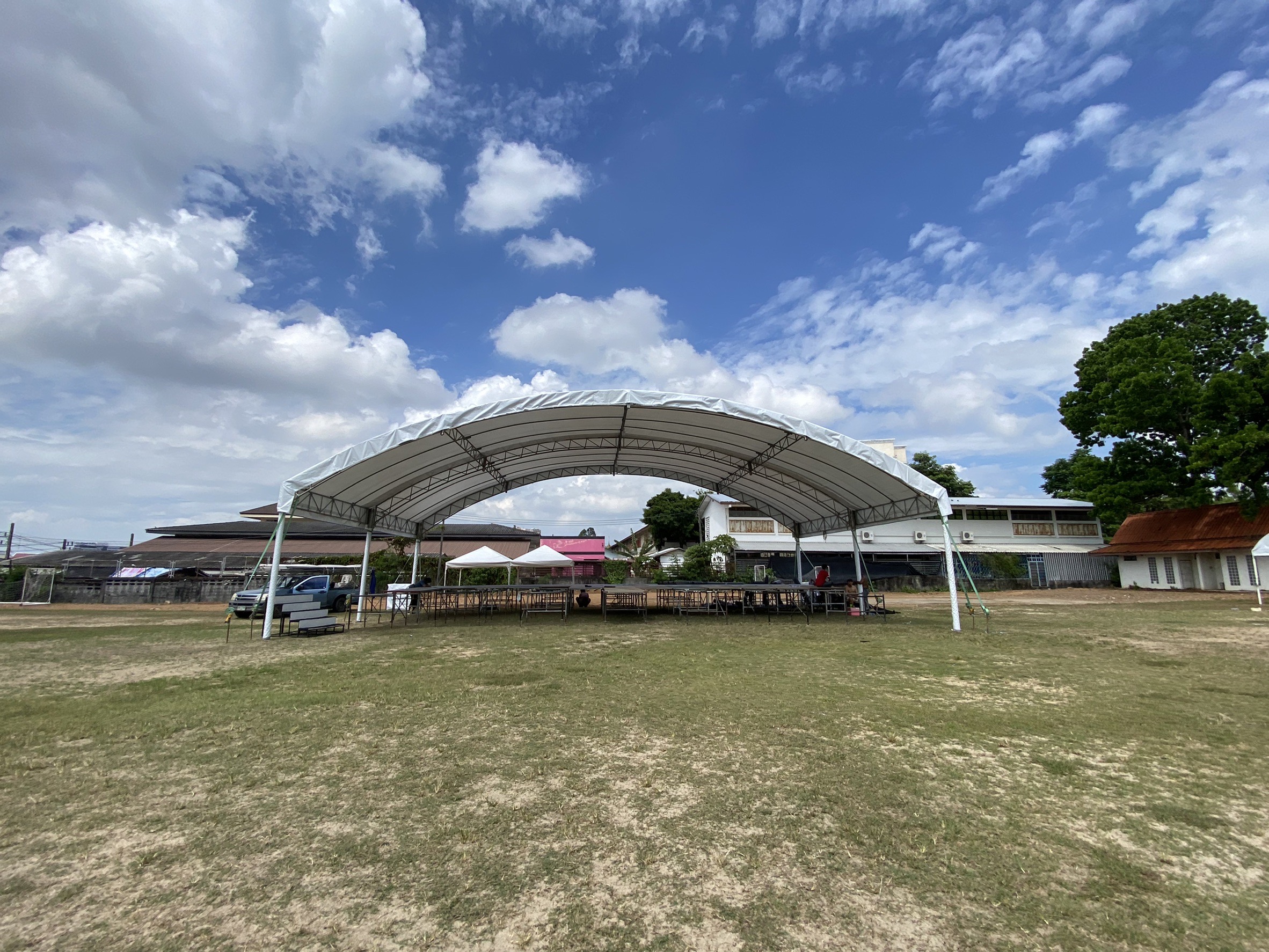 เต็นท์โดมขนาดใหญ่ กว้าง 18 เมตร เหมาะสำหรับงานแสดงสินค้า งานพิธีใหญ่ๆ หรืองานทั่วไป