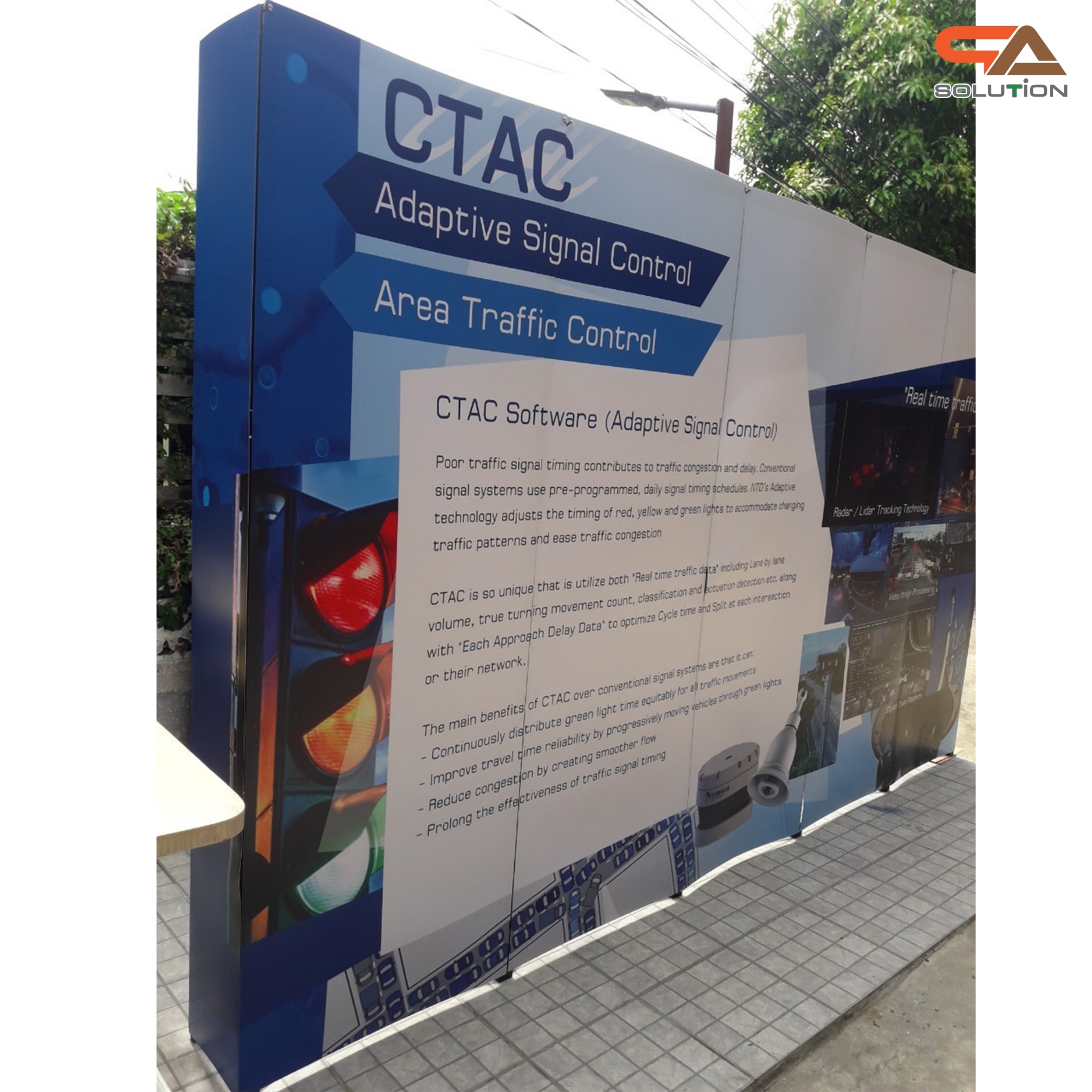 BACK DROP ฉากแบคดรอป รุ่นเหลี่ยม แบบตรง โครงอะลูมิเนียมพร้อมงานพิมพ์ + โคมไฟ 2 ชุด และกระเป๋าล้อลาก 1 ใบ