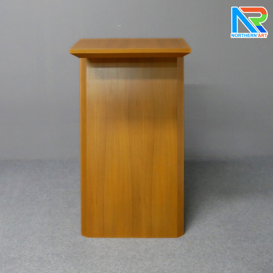 โพเดียมไม้ สีสัก ทรง Z ขนาด (W)60 x (L)40 x (H)110 ซม. แข็งแรง ทรงสวย เหมาะสำหรับการนำเสนอทุกโอกาส