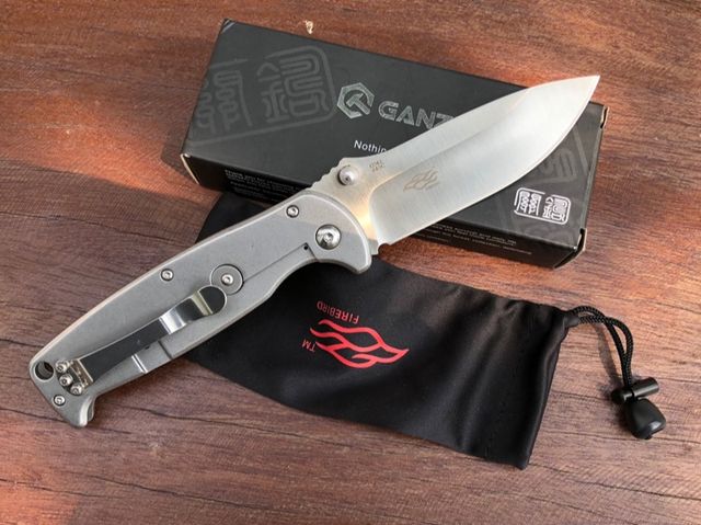 มีด Ganzo G742-1-WD1-ด้ามจับลายไม้ convenient folding knife.