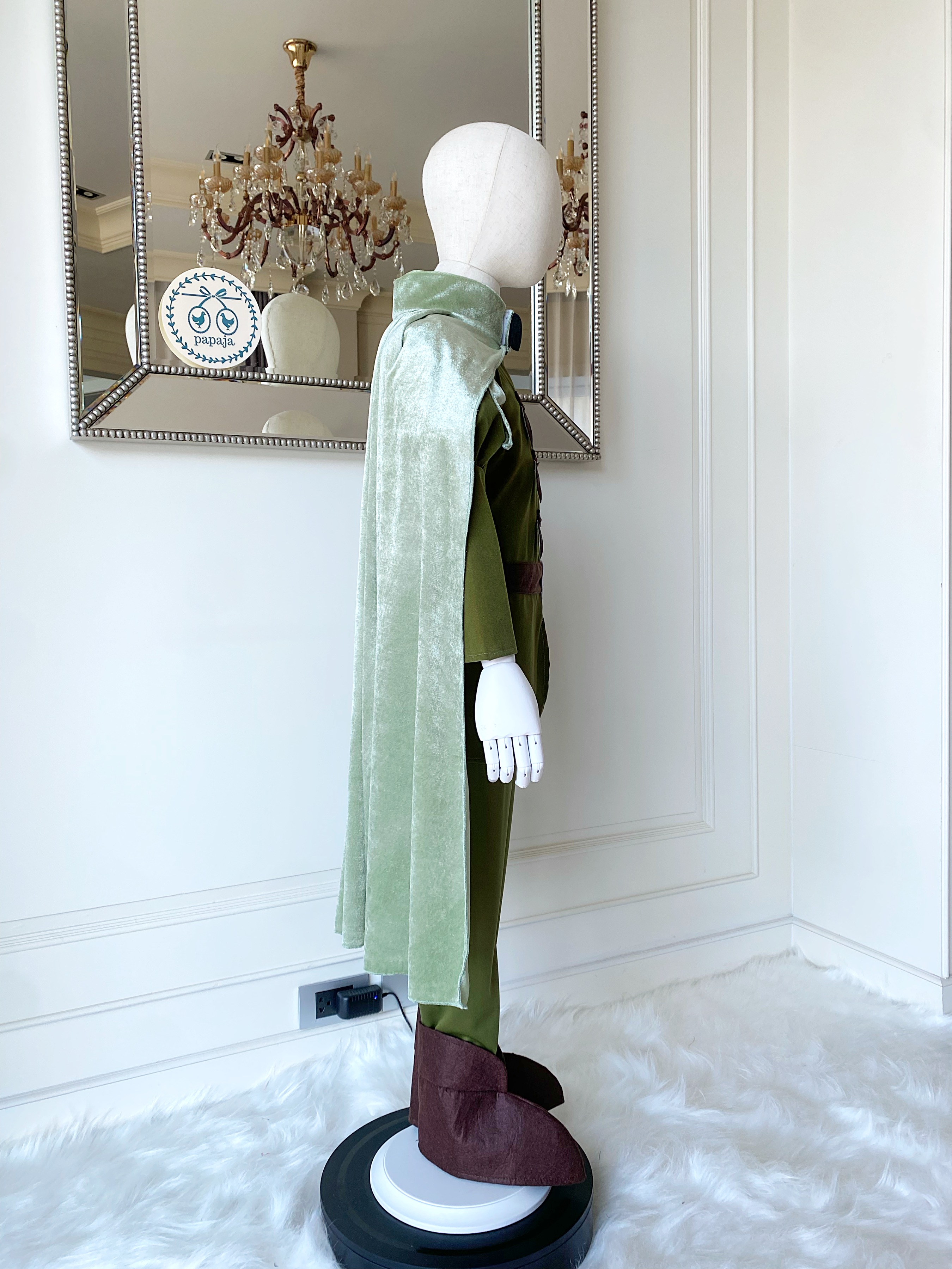 (เซต 4 ชิ้น) ชุดเจ้าชายรูปงามโทนสีเขียว เจ้าชายกบ (Tiana) (ชุด+ผ้าคลุม+บู๊ตเทียม)