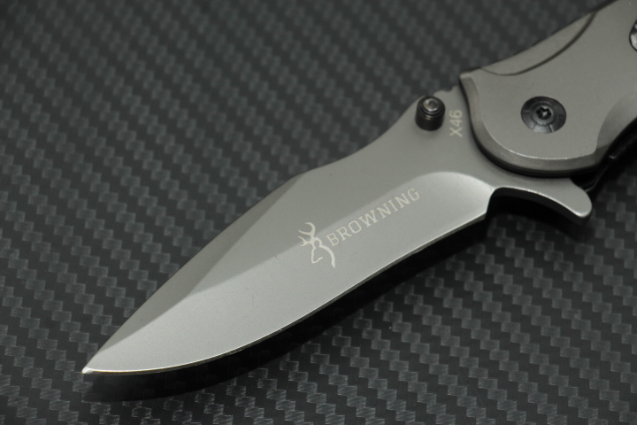 มีดพับ BROWNING รุ่น X46 Stainless Steel ด้ามลายคาร์บอนไฟเบอร์