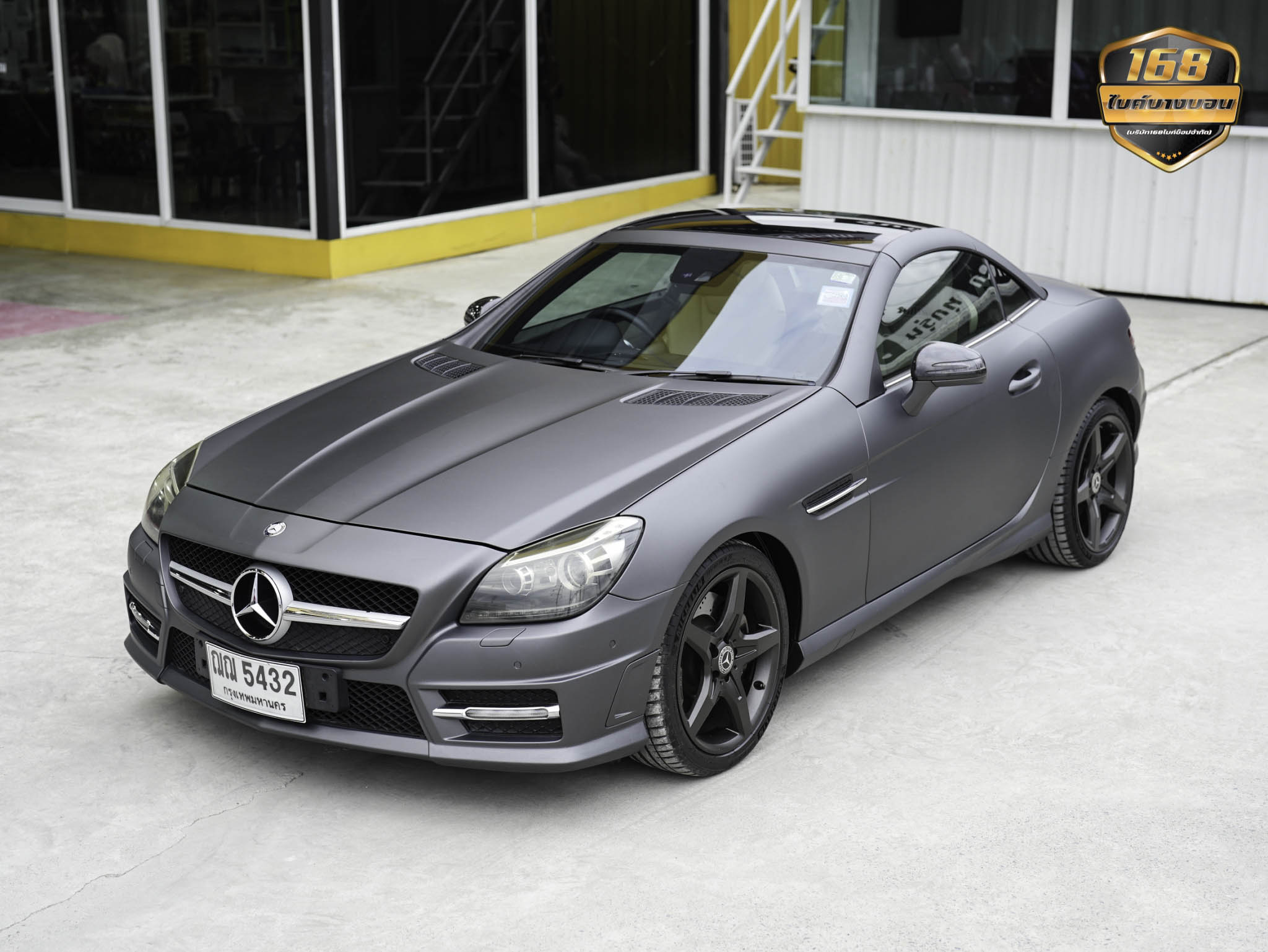 Mercedes-Benz SLK200 Kompressor (R172) จดปี 2015 ดาวห์เริ่มต้นที่ 49,000 บ.