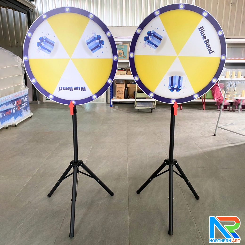 เกมส์ปาเป้าตั้งพื้น ขนาด 80 cm. หมุนได้ พร้อมลูกดอกแม่เหล็ก 10 อัน ปรับระดับสูงต่ำได้ตามความต้องการ ปลอดภัย จัดเก็บง่าย