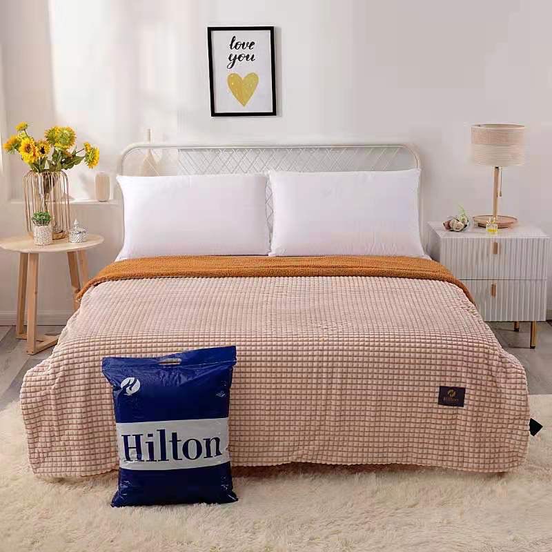 6ฟุต ผ้าห่มขนแกะ HILTON สีพื้น 40ผืน