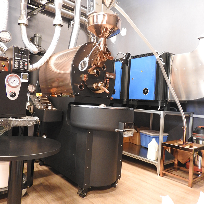 เครื่องคั่วกาแฟ 2 กิโลกรัม แก๊ส มีระบบเชื่อมต่อคอมพิวเตอร์เพื่อควบคุมการคั่ว