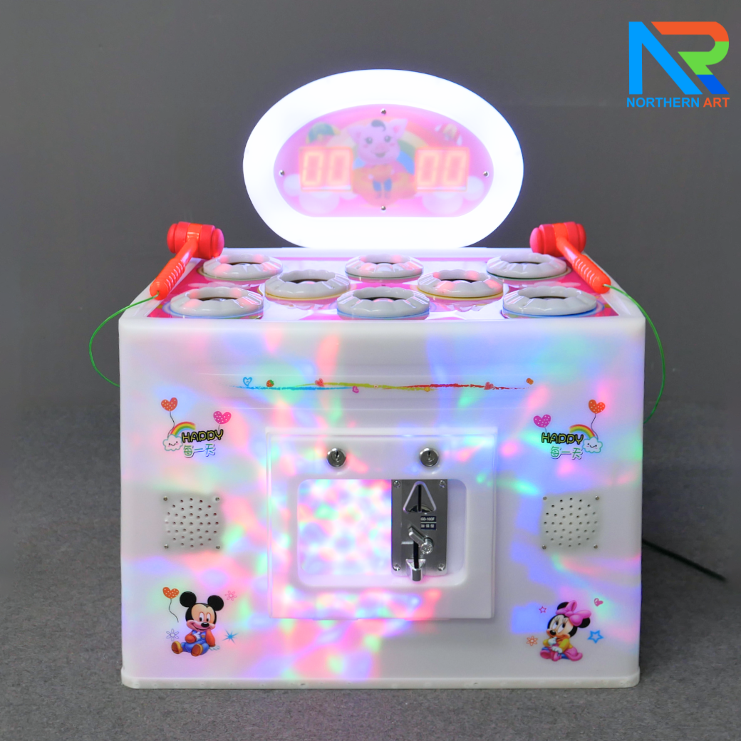 เกมส์ตีตุ่น ขนาด (W)60 x (D)40 x (H)70 cm. พร้อมไฟ LED นับคะแนน กุญแจสำหรับไขตู้เกมส์ 4 ดอก พร้อมเหรียญโลหะ 10 เหรียญ