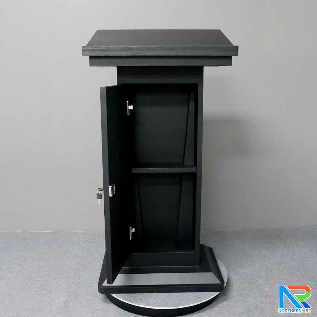 โพเดียมไม้ สีดำ ทรงโมเดิร์น TOP เอียง ขนาด (W)58 x (L)46 cm. สูง 114 cm. พร้อมตู้ใส่ของ มีกุญแจล็อค