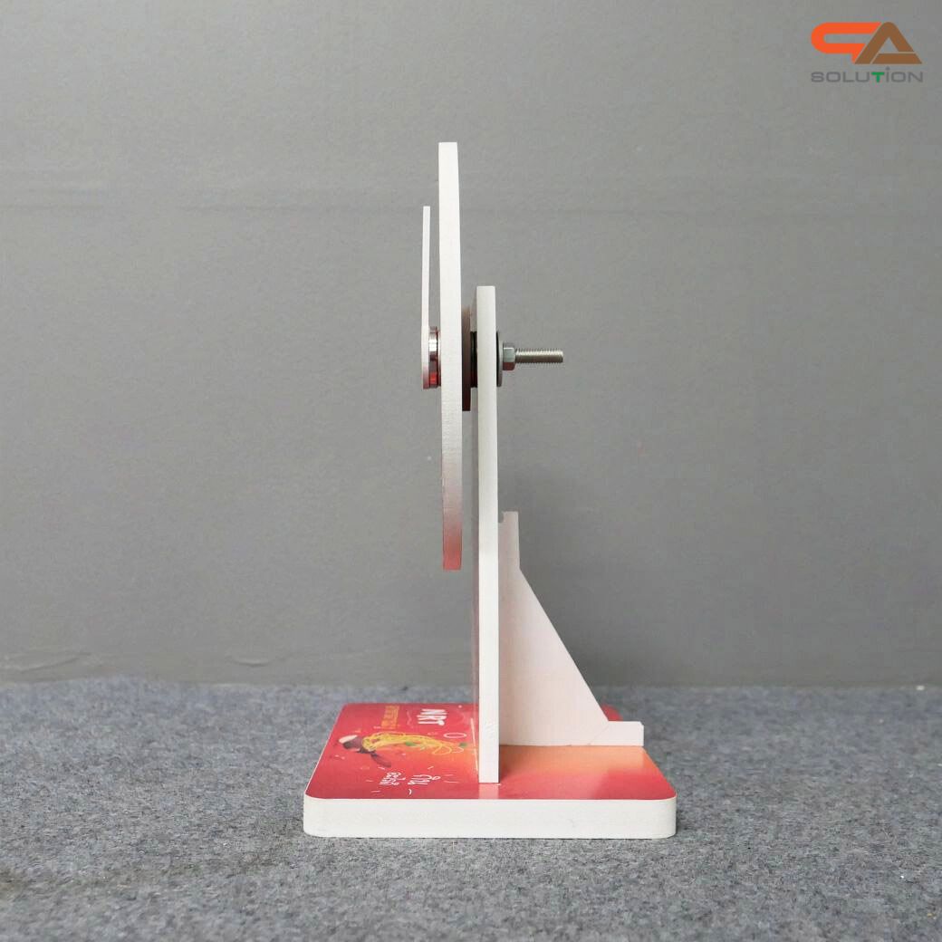 เกมส์วงล้อตั้งโต๊ะ ขนาดวงล้อ 20 ซม. สูง 30 ซม. วัสดุพลาสวูดสีขาว หนา 8-15 มม. ถอดประกอบได้