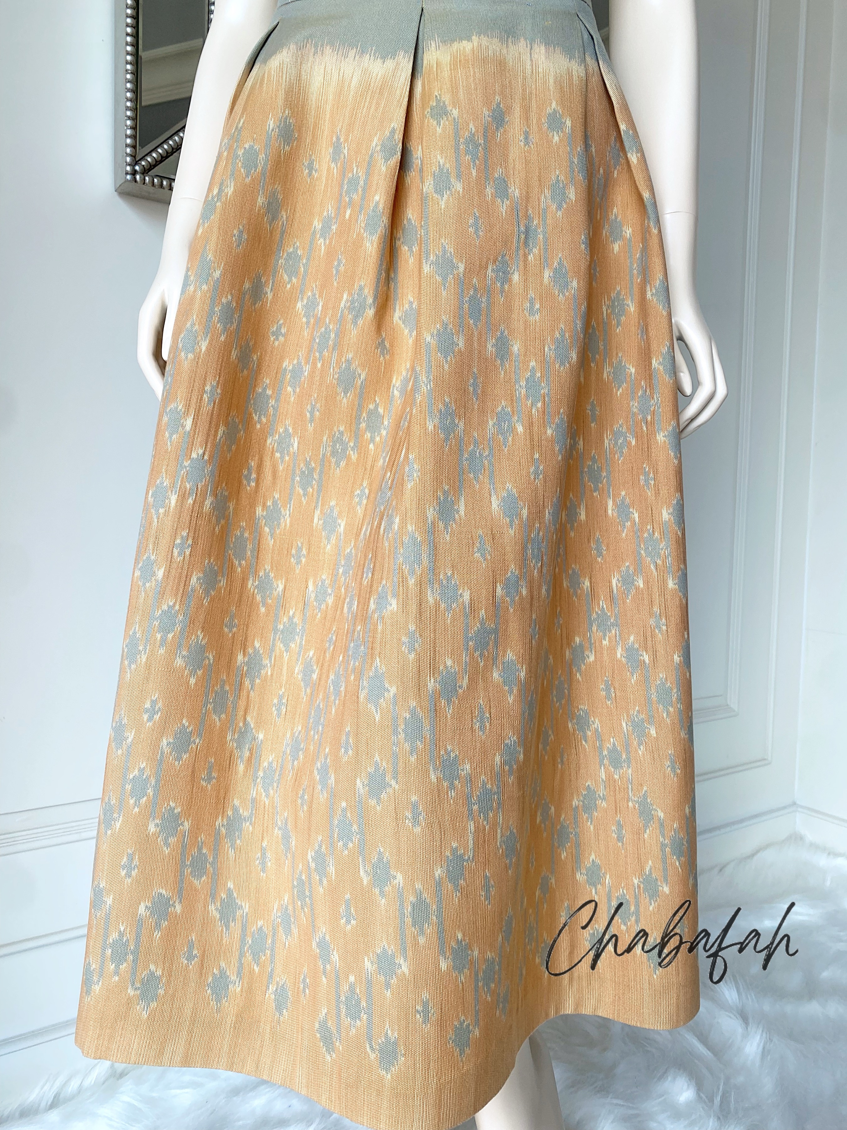 (No. 031) กระโปรงผ้าฝ้ายไทยทอมือ สีเหลืองมัสตาดสวยเก๋ ทรงทวิส แบรนด์ Chabafah (ชบาฟ้า)