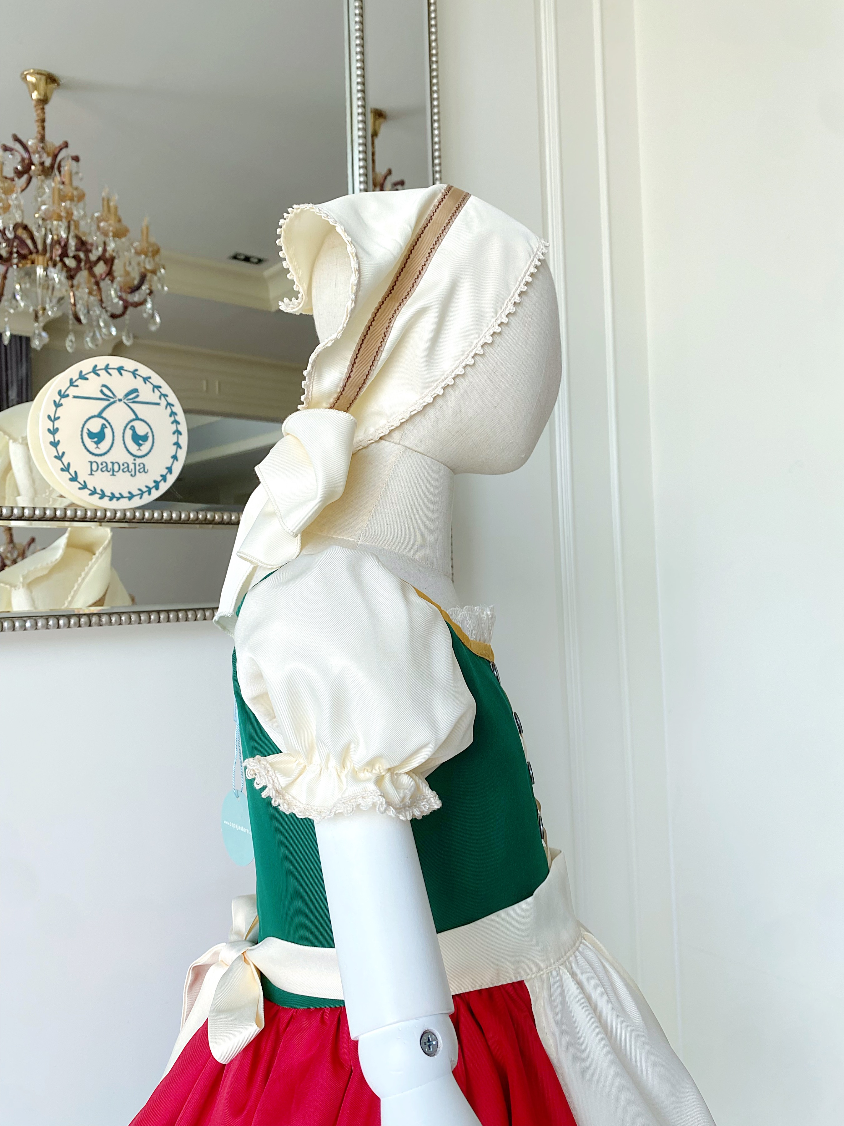 (เซต 4 ชิ้น) ชุดคอสเพลย์ ชุดประจำชาติเยอรมัน (German) เด็กหญิงโทนแดงเขียว (ชุด+ถุงเท้า+ผ้าคาดผม+ผ้ากันเปื้อน)