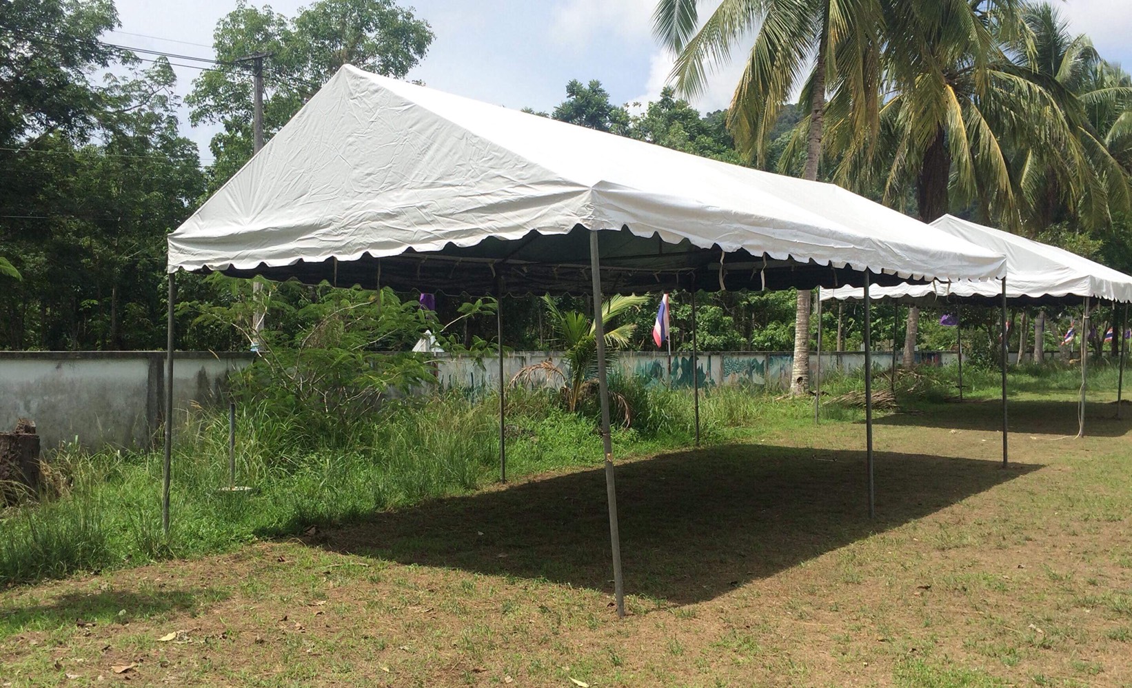 เต็นท์เช่าขนาดกว้าง4ยาว8เมตร(4x8) ทรงจั่วสีขาวเหมาะสำหรับใช้งานระยะยาว