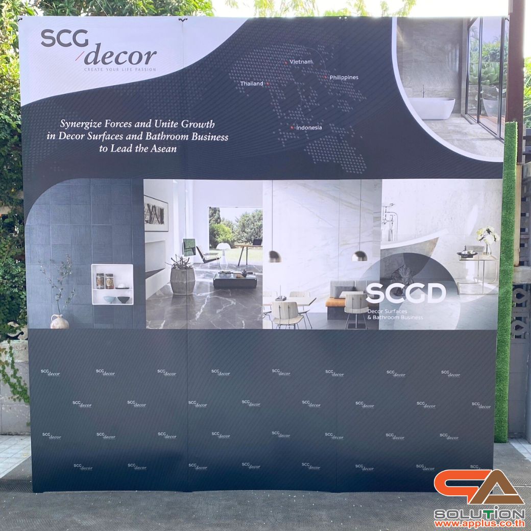 BACK DROP ฉากแบคดรอป รุ่นเหลี่ยม แบบตรง โครงอะลูมิเนียมพร้อมงานพิมพ์ + โคมไฟ 2 ชุด และกระเป๋าล้อลาก 1 ใบ