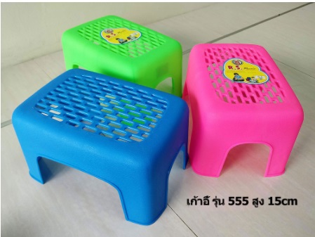 P08325 เก้าอี้เหลี่ยม สีใส ขนาด 19.0 x 27.0 x 15.0 cm. No.555 สิงค์ ราคาส่งต่อ 6 โหล: 72 ตัว: เฉลี่ย 25 บาท