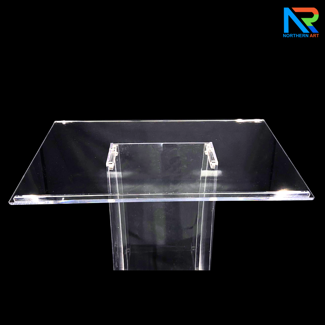 โพเดียม อะคริลิคใส ขนาด(W)68 x (L)34 x (H)123 cm. TOP เอียงพร้อมกันตก วัสดุอะคริลิคใส หนา 8 มม.