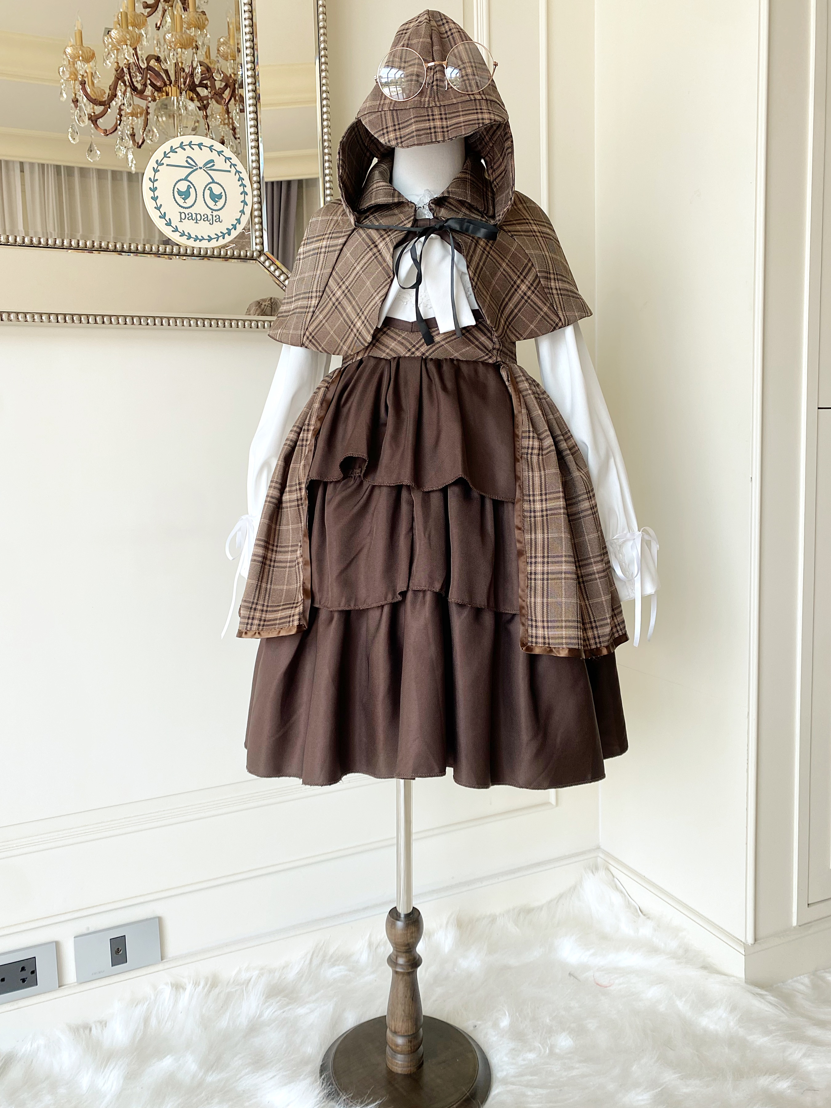 ชุดคอสเพลย์ ชุดอาชีพนักสืบ (Detective) มาครบเซตพร้อมแว่นตา