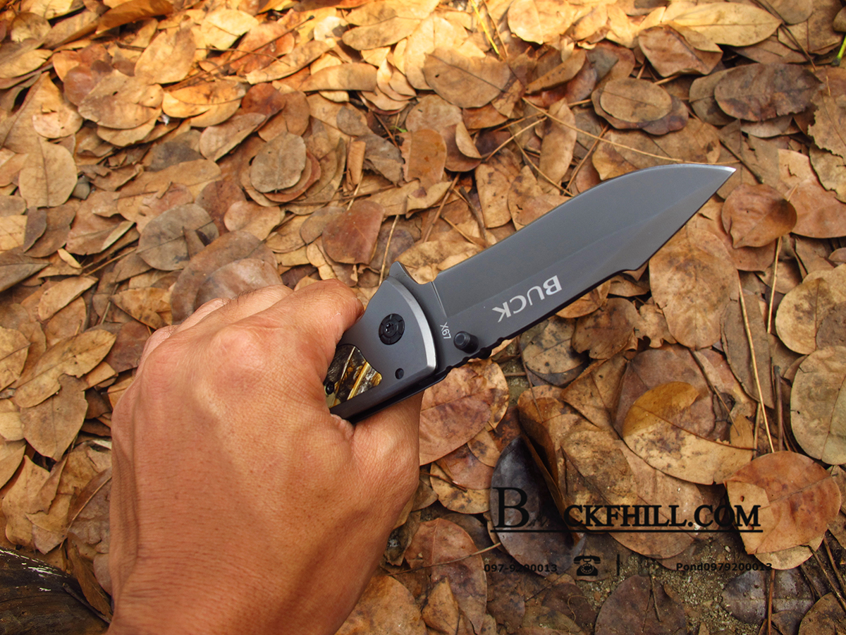 มีดพับ BUCK รุ่น X67 ด้ามจับลายไม้แห้ง OME สำเนา
