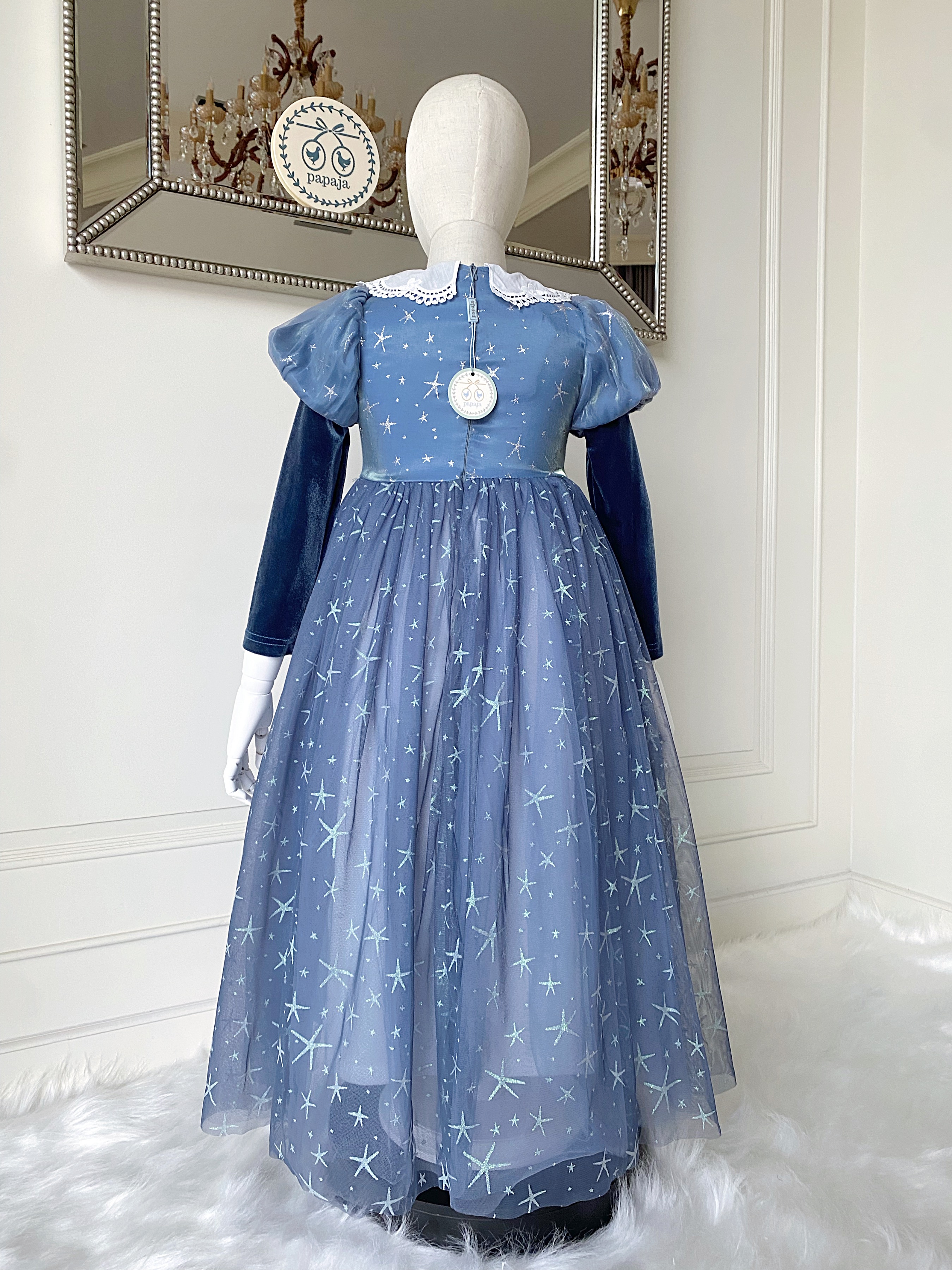 ชุดเจ้าหญิงเอลซ่า รุ่นบุขนฟรีซกันหนาว ปกคอบัวแขนยาวกำมะหยี่ สีคลาสสิคละมุนผู้ดีมากๆ ไม่รวมผ้าคลุม