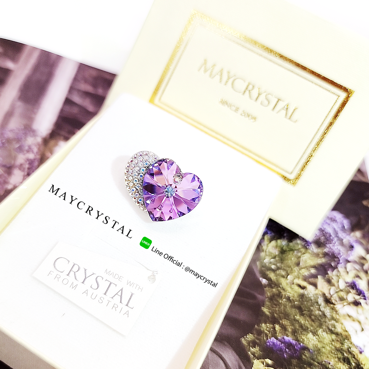 เข็มกลัด คริสตัลแบรนด์แท้ จากประเทศออสเตรีย (Embellished with Crystals from Austria) สำเนา